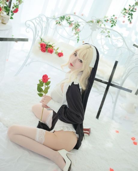敢尸艳谭