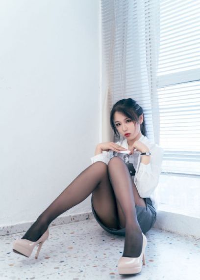 草莓绿巨人
