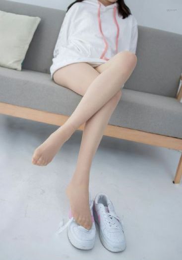 《年轻女教师3》韩国电影
