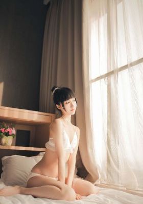 李霸妮的秘密俱乐部